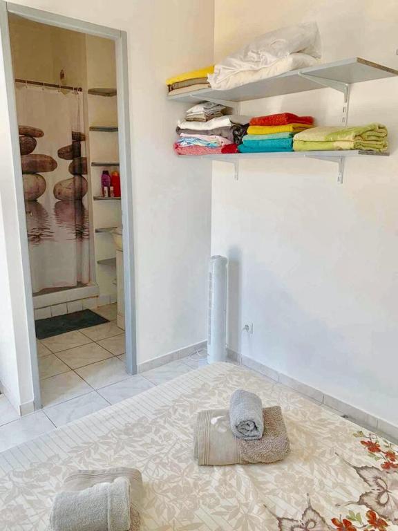 Appartement charmant avec jacuzzi à La Ciotat, 48m² - 5