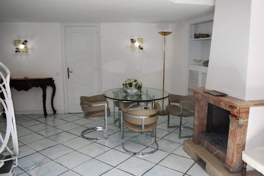 Comfortable Apartment in the Heart of Rome, 65m², City View - 4