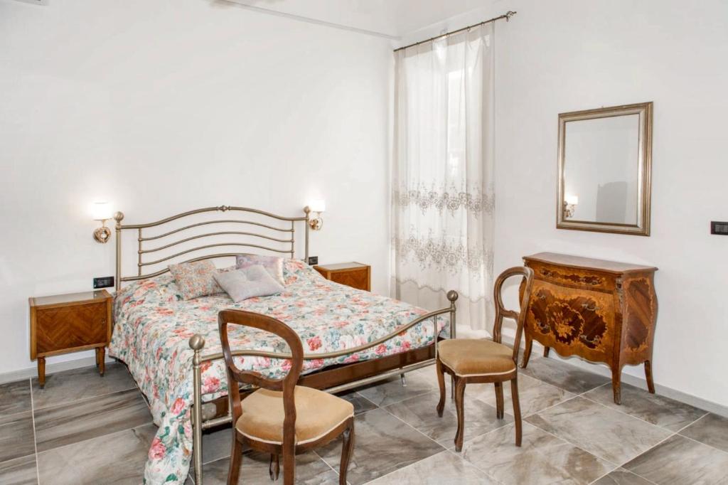 Modern apartment in Siracusa, 150 sqm with balcony - 2