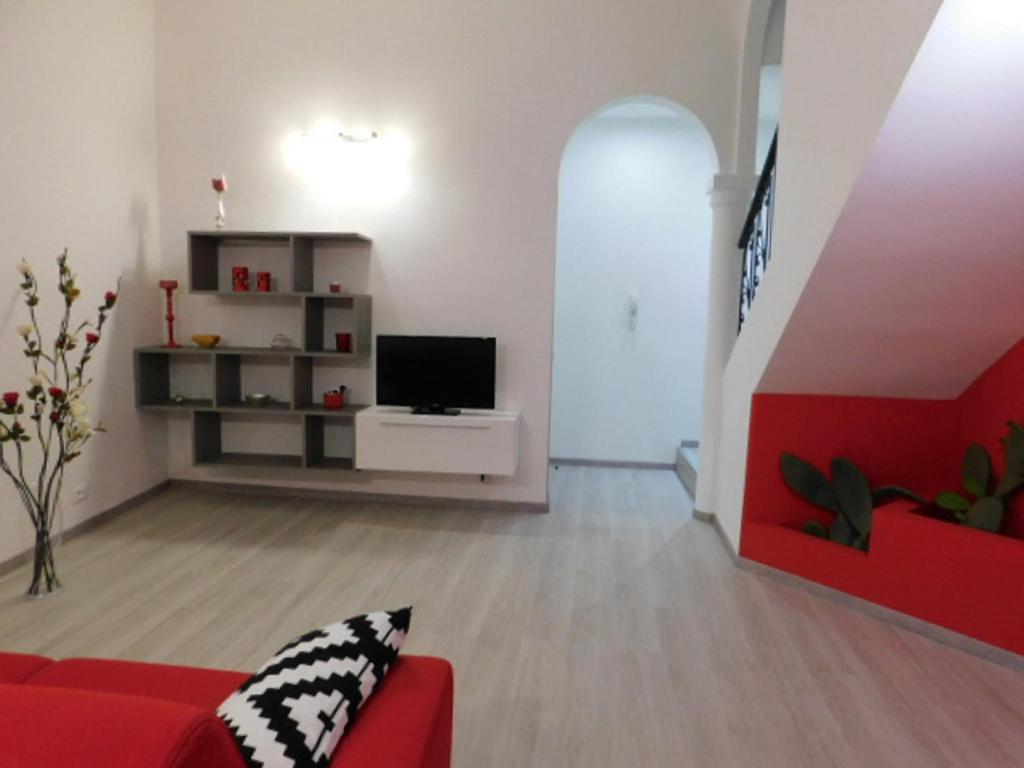 Contemporary Apartment in Trapani, 50 m² with Balcony - 5