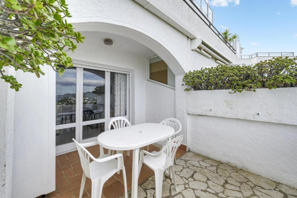 Cozy apartment in Llançà 30 m² with sea view - 5