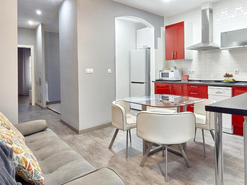 Comfortable apartment in León - 55 m² + Balcony - 2