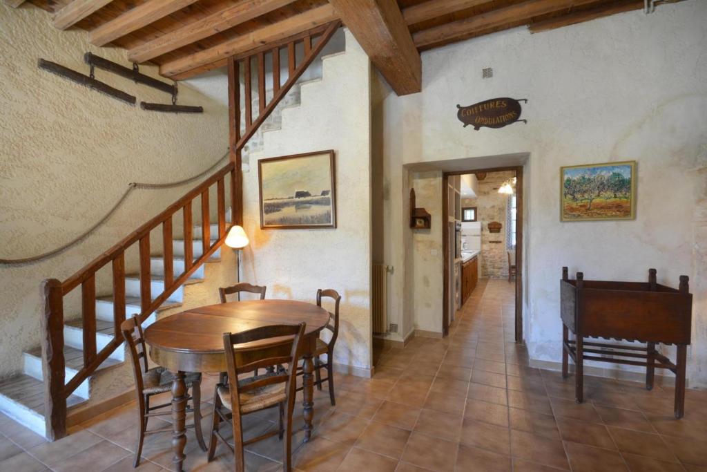 Charmante maison en Camargue avec piscine partagée - 4