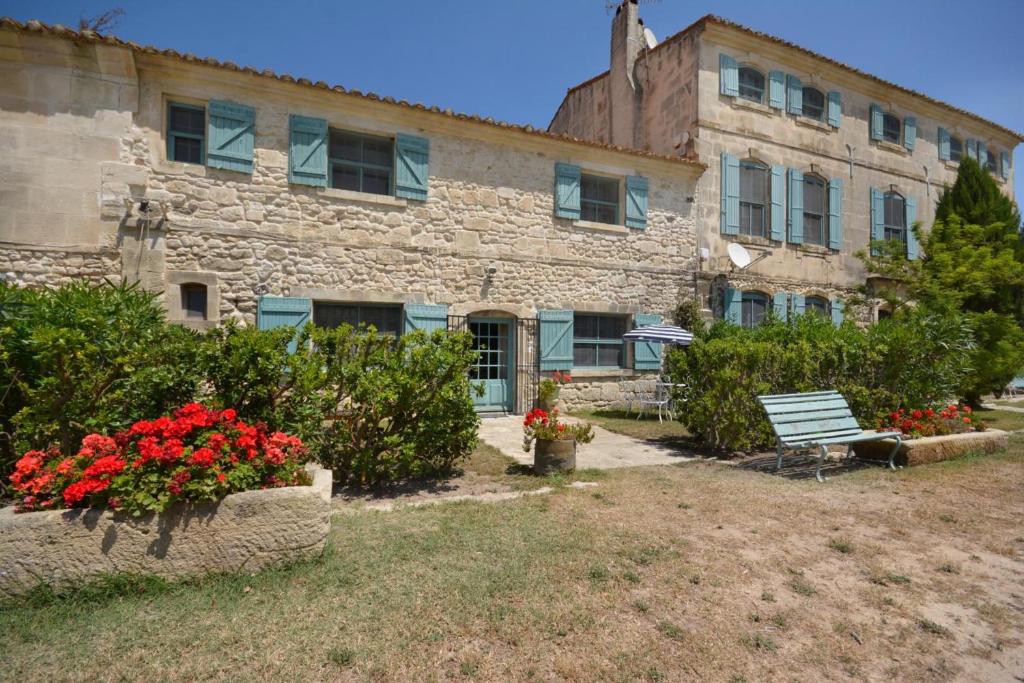 Charmante maison en Camargue avec piscine partagée - 2