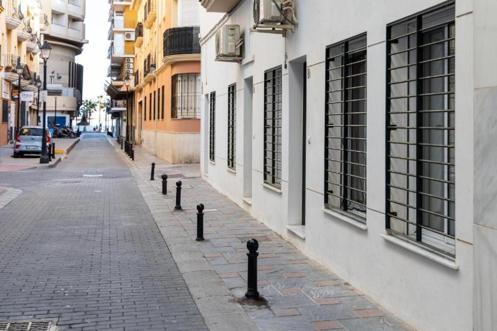 Fuengirola Costa 3 - 5