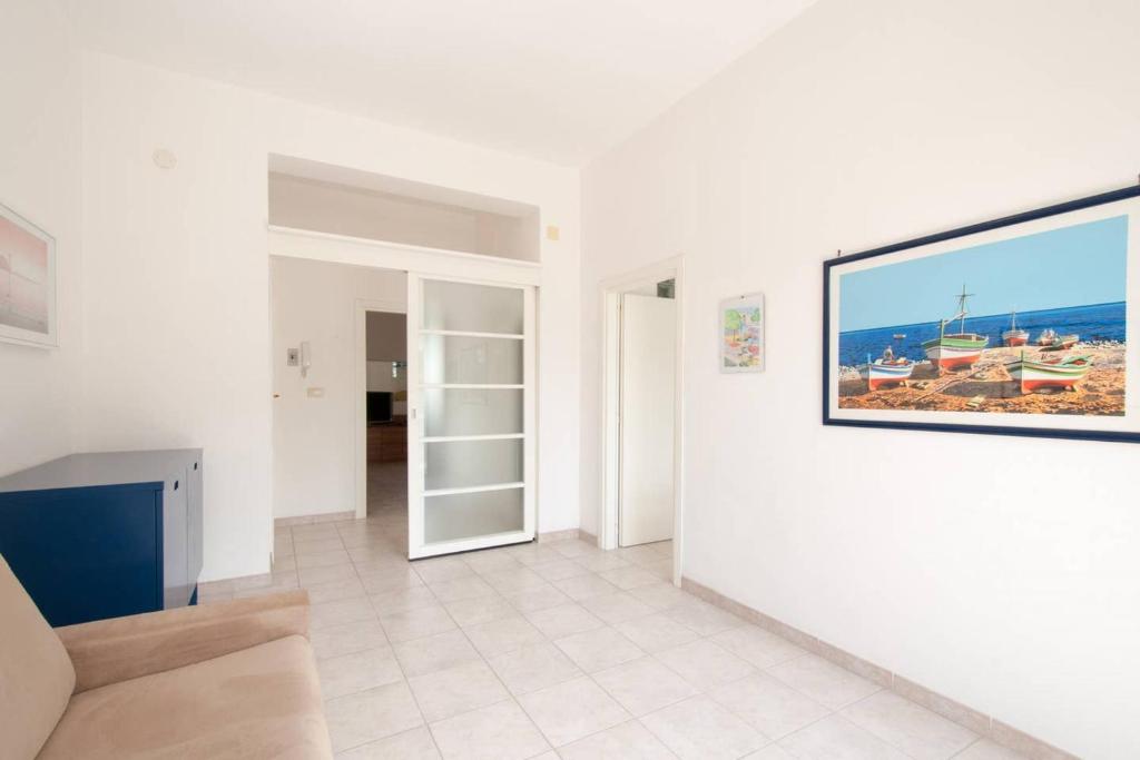 Charming apartment in Vieste with balcony and garden view - 4