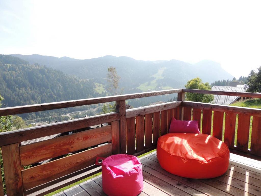 Chalet charmant aux Gets avec vue sur montagne et cheminée - 3