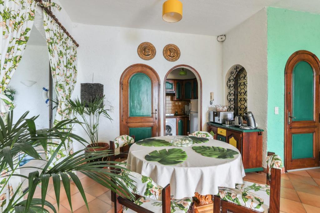 Studio en bord de mer à Menton avec piscine privée 80 m² - 4