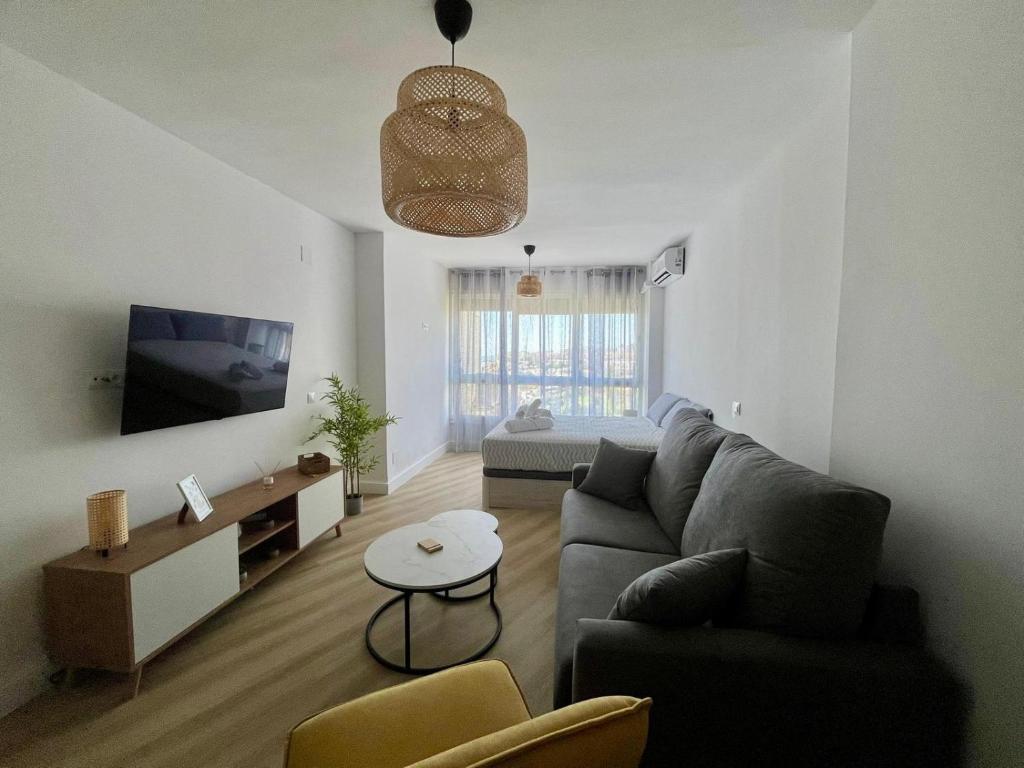 Panoramic View Apartment Torremolinos - 4
