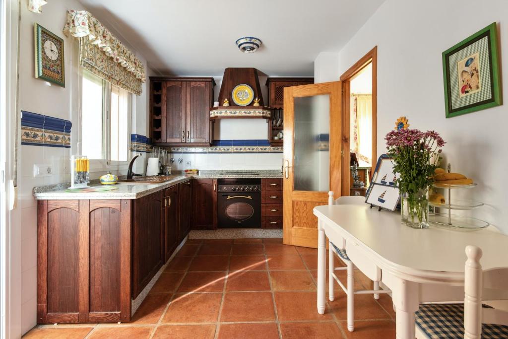 Charming villa in Sanlúcar de Barrameda with private pool - 3