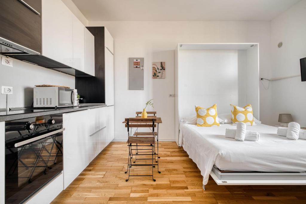 Aporti - Central Station Studio - 2