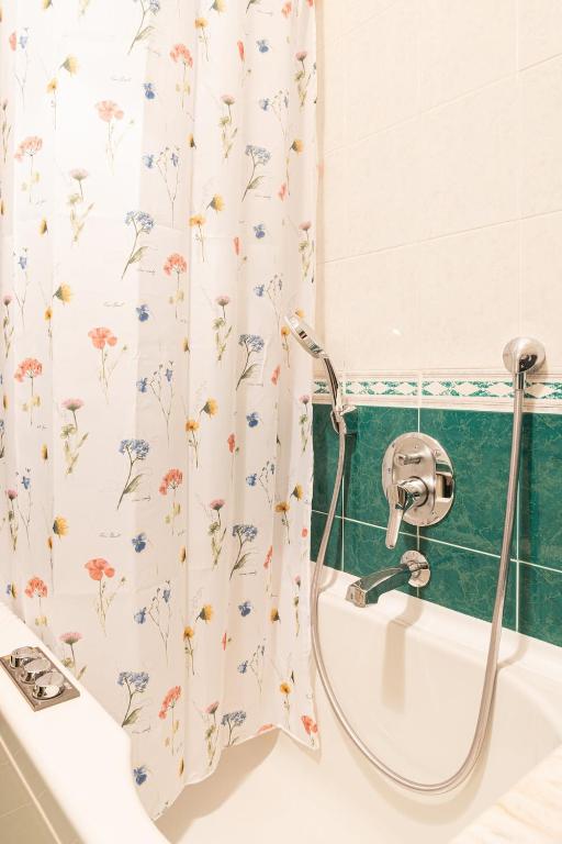 Sea Garden Sanremo Tre Ponti Prestige 4 Beds Private Parking - 2