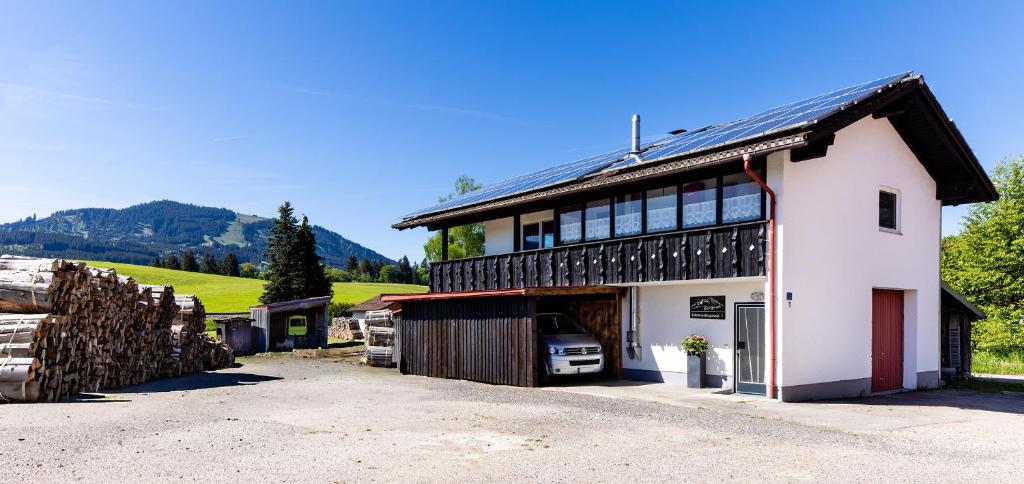 Ferienwohnung Bergnah Oy Mittelberg - 2