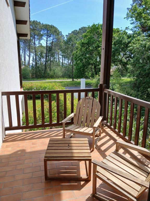 Duplex T3 2 étoiles bord de lac 65mcarrés - 4