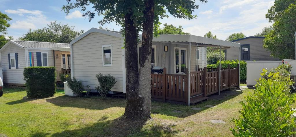 Location à la semaine Mobilhome Biscarrosse Lac landes camping Les Écureuils - 1