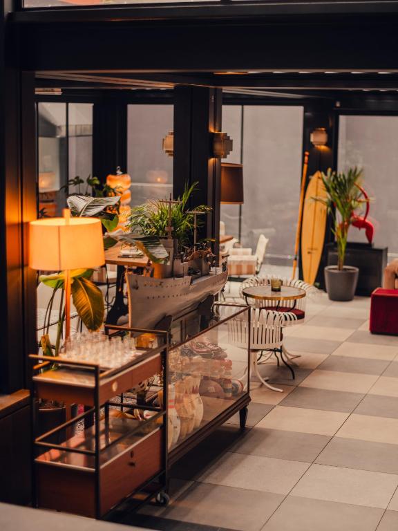 Bar/lounge