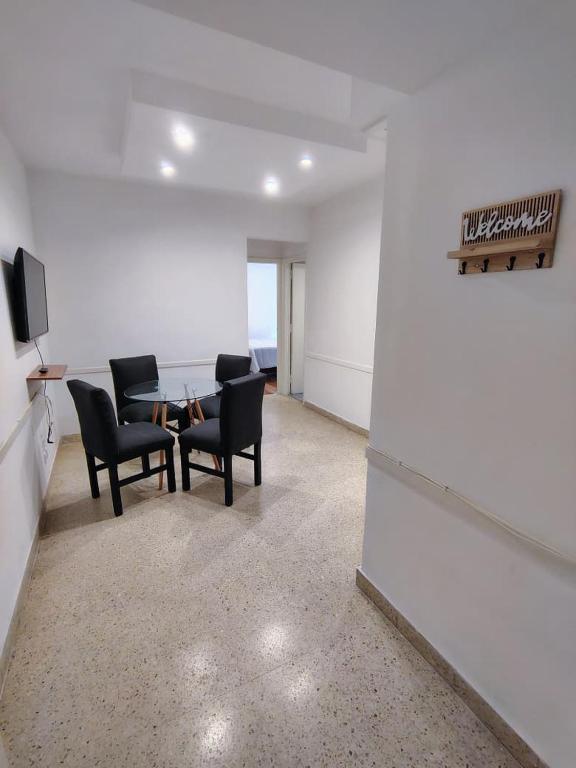 Depto Buenos Aires zona Centro para famila de 4 con 2 menores - 2