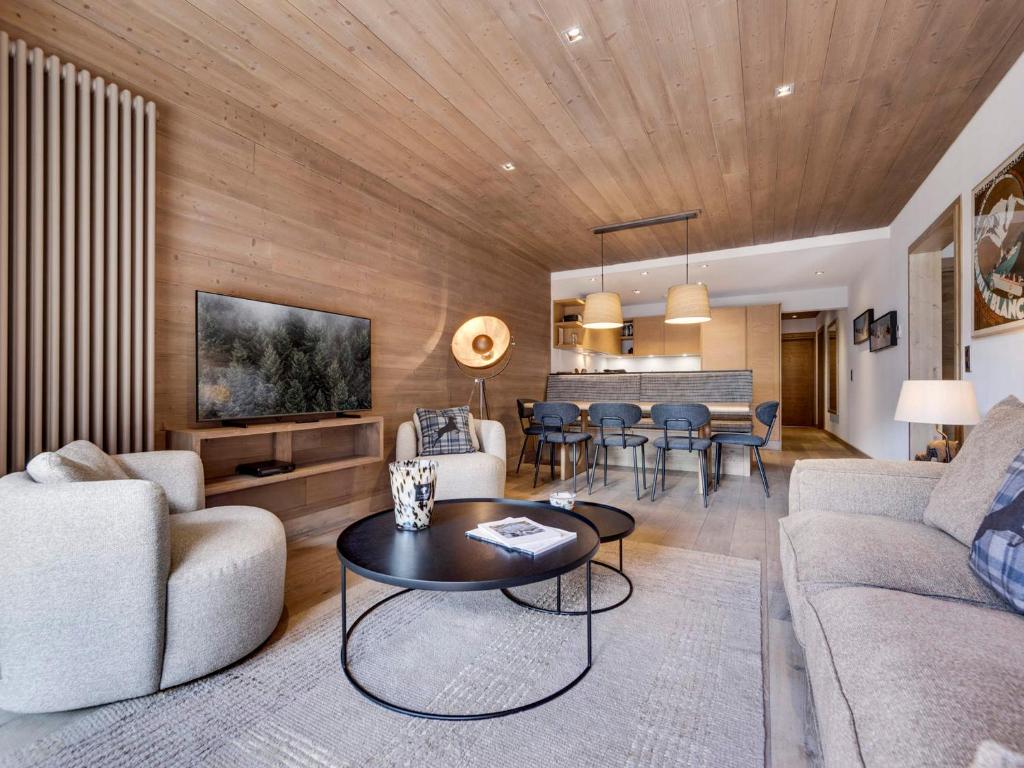 Bel appartement 4 pièces avec terrasse et parking, à 350m du centre de Val d'Isère - FR-1-567-40 - 1