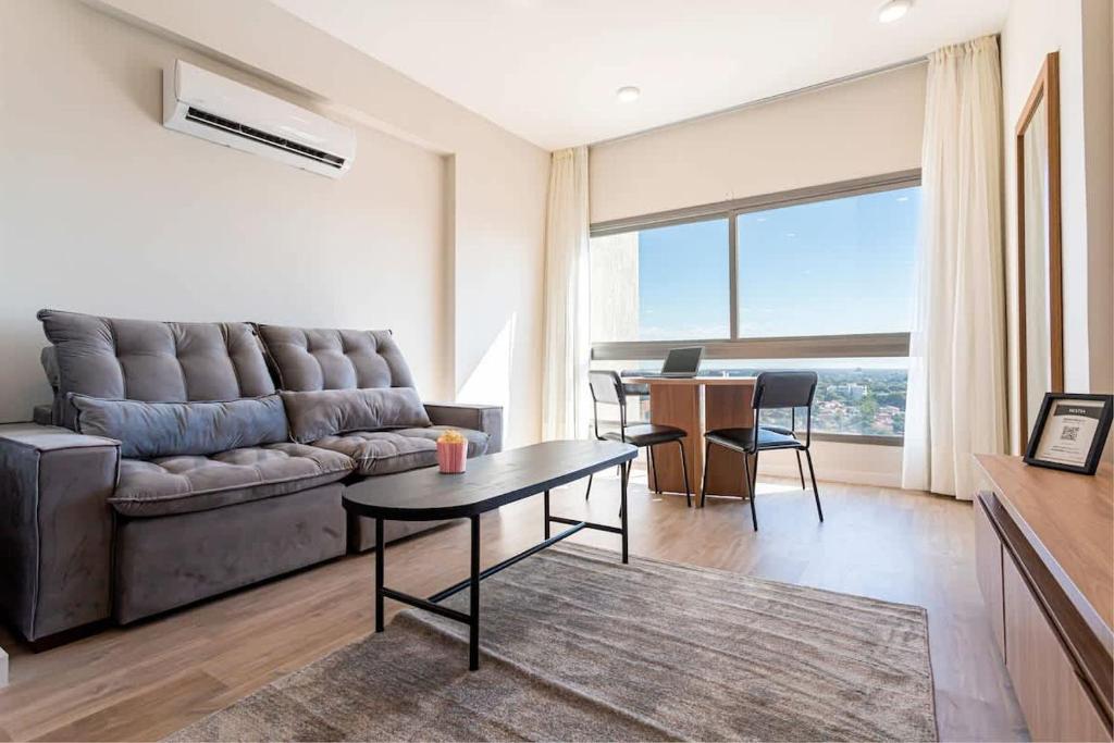 Sky Stays at Asuncion Cozy & Bright 1 BDRM - 1