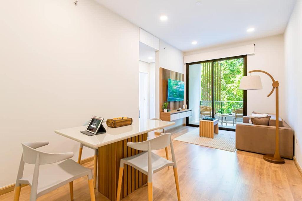 Sky Stays at Asuncion Smart & Bright 1BDR - 4
