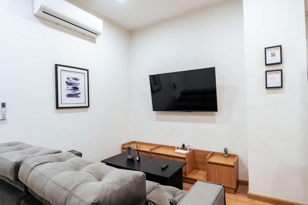 Sky Stays at Asunción Cozy 1BDR in Recoleta - 4