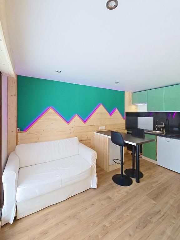 Charmant studio en rez de jardin - 1