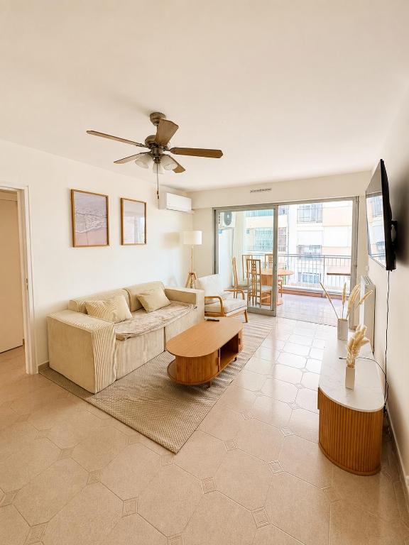 Elegant apartment between Cannes and Antibes - 1