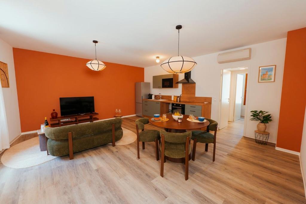 Superbe T2 tout confort avec parking privé - 1