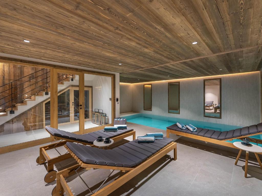 Luxueux chalet neuf à Saint-Martin avec piscine - 5