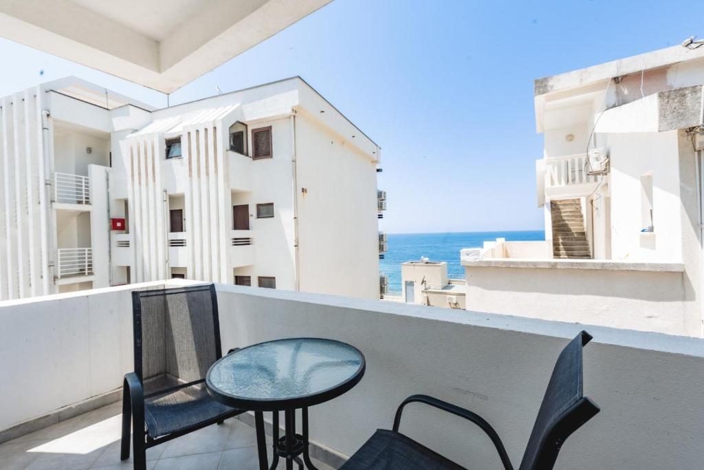 Sea View - 1