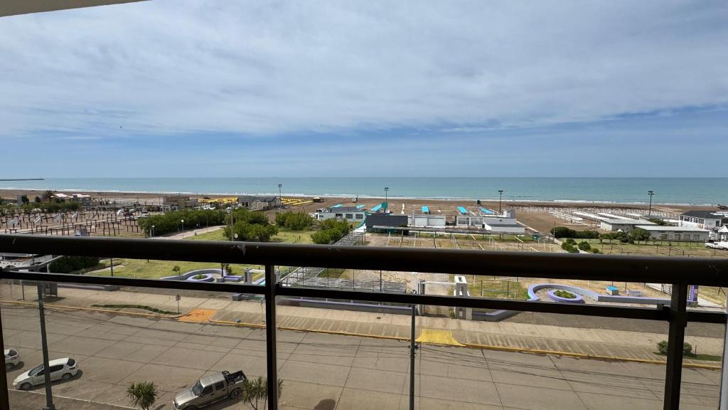 Vista Panorámica al Mar - Departamento para 3 - 1