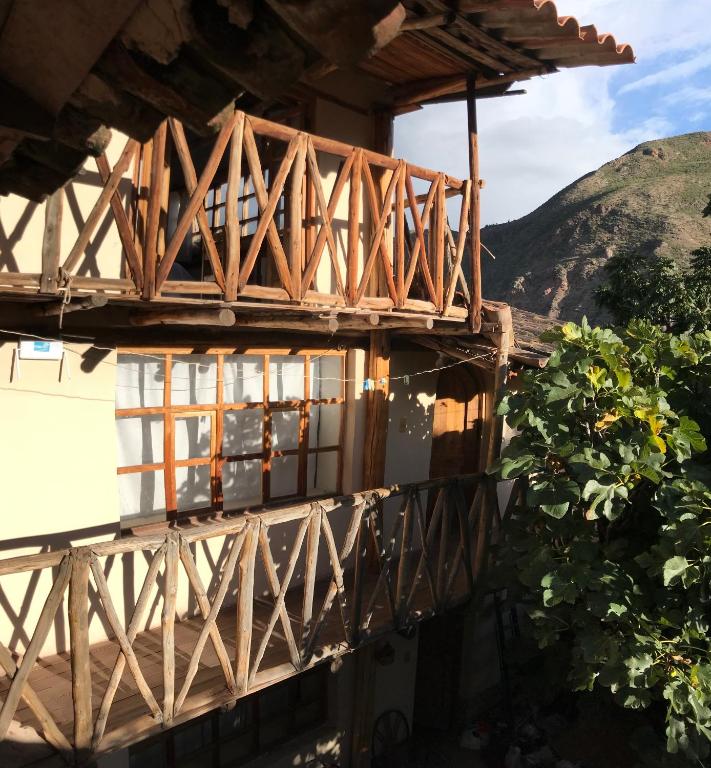 Los Laureles Sacred Valley - 1
