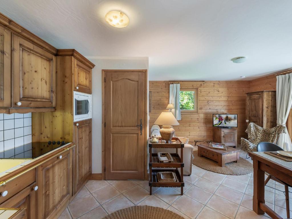 Appartement lumineux avec terrasse sud, proche pistes, parking - FR-1-566-64 - 1