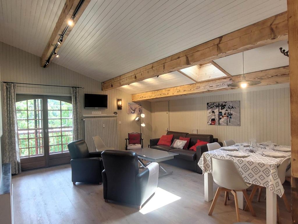 Penthouse rénové pour 6 avec balcon et cheminée - FR-1-598-171 - 5