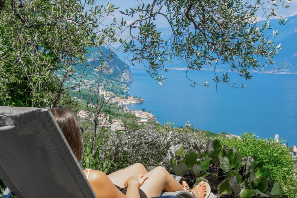 Villa Supina - 3BDR with Pool & Panoramic Lake Garda Views - 1