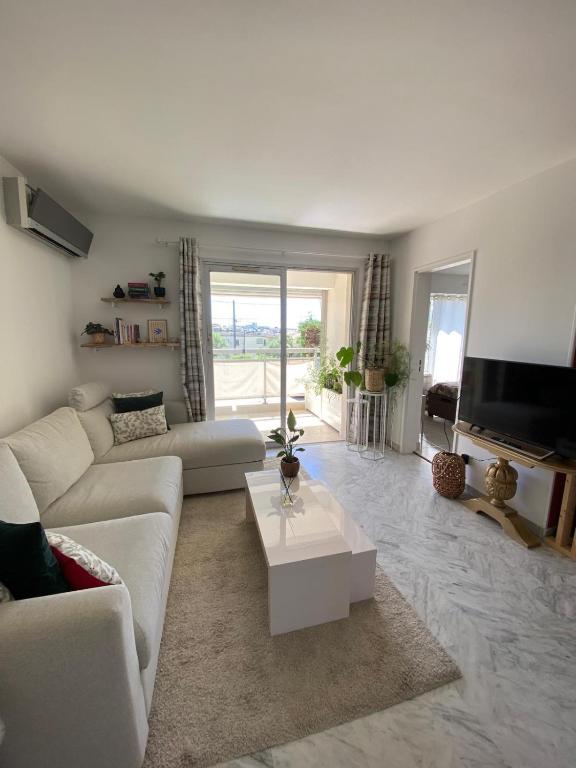 Cocon élégant avec balcon ensoleillé proche mer - 1