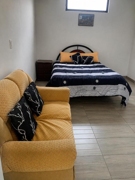 Encalada House - 5
