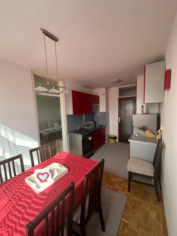 Sweet Home - 2