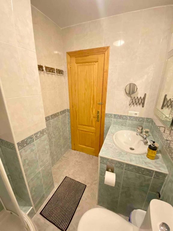 Bright Apartment with a Beautiful Sea View - 4