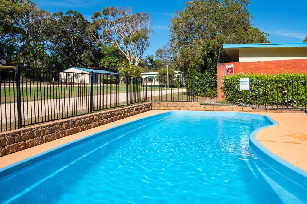 Flynns Beach Caravan Park photo