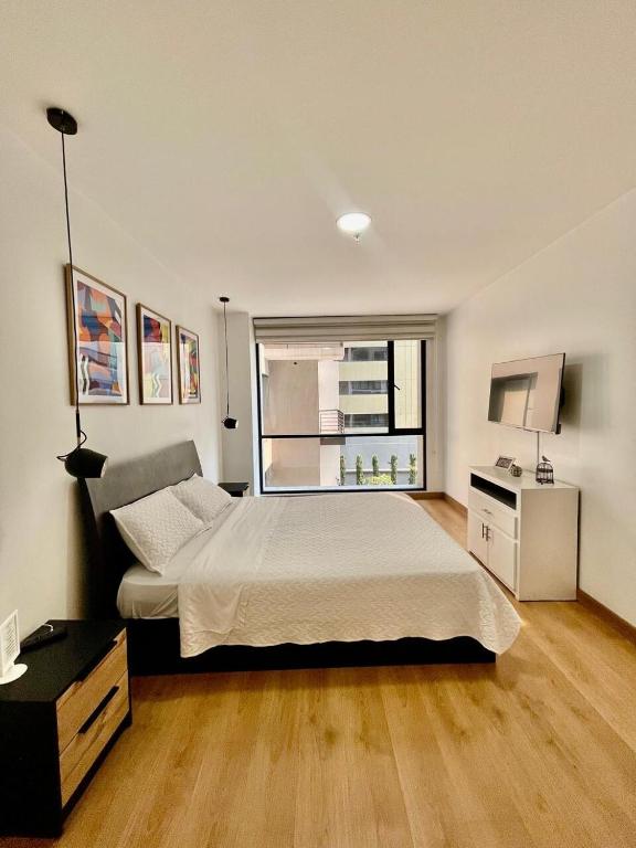 Quito-Ecuador apartment, excellent location - 3