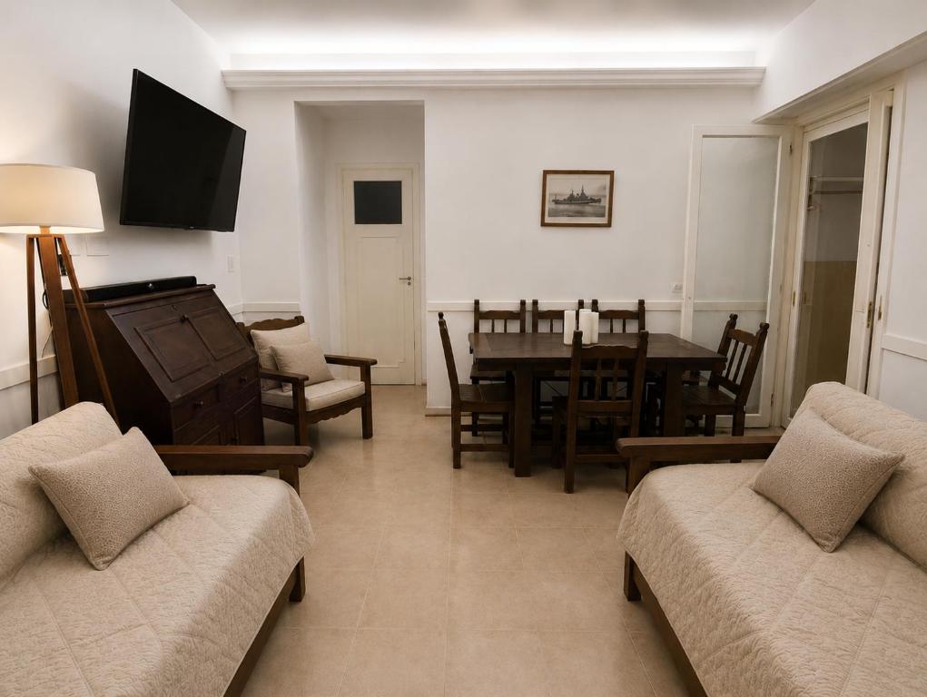 2 AMBIENTES PLENO CENTRO-1 cuadra PEATONAL y Playa PUNTA IGLESIAS - 2