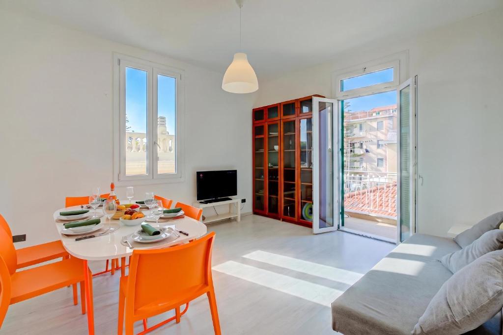 Serendipity Spiaggia E Porto Sole with Balcony and Parking - Happy Rentals - 2