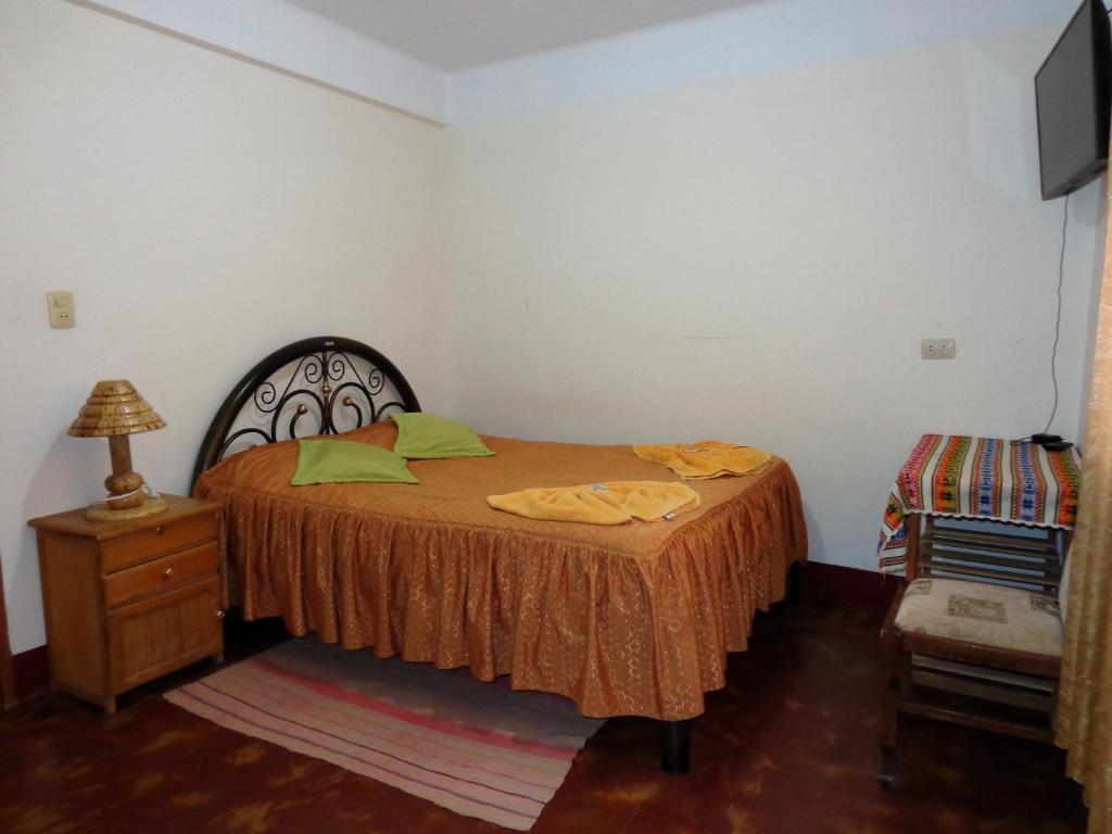 Hostal Salares - 2