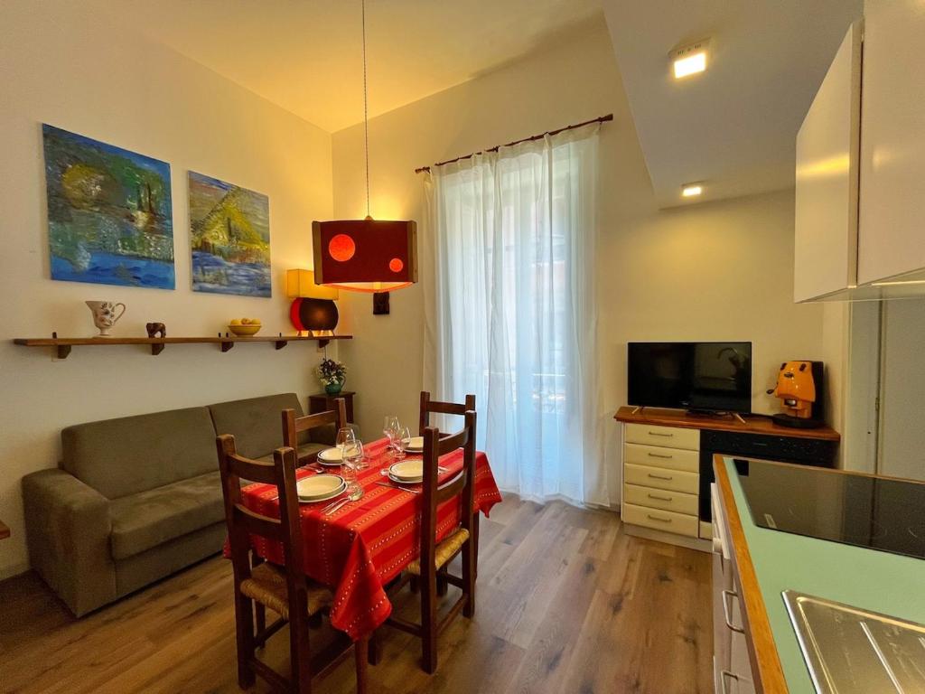 Mafè cozy apartment in the Center of Palermo 5 Min Walk to Station - 5