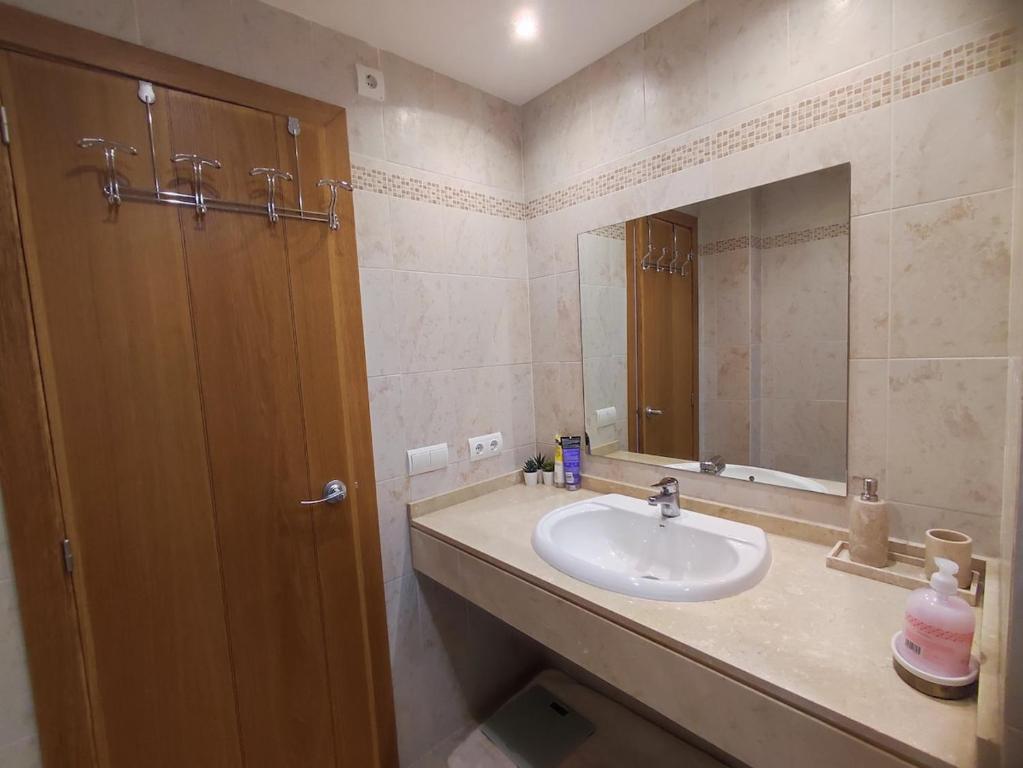 Luxurious apartment in Golf Hills - 5