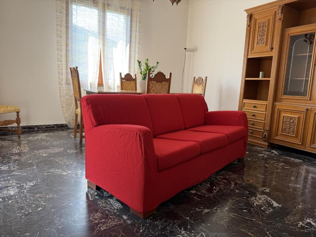 HOST4U - Beautiful Apartment with 3 Bedrooms in Imperia - 1