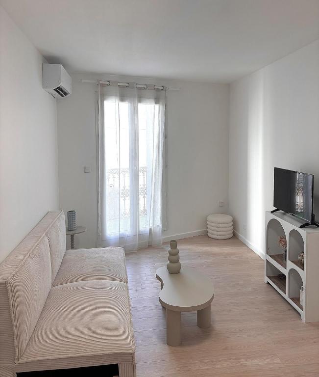 Apartment in downtown Frontignan - 2