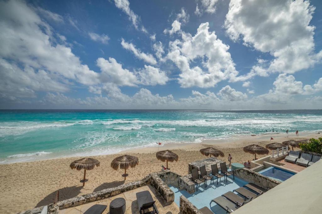 Solymar villas exclusivas frente al mar caribe - 3