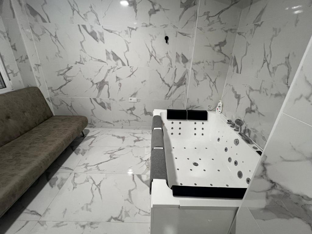 Apartment with Jacuzzi in the center of Gandía - 3